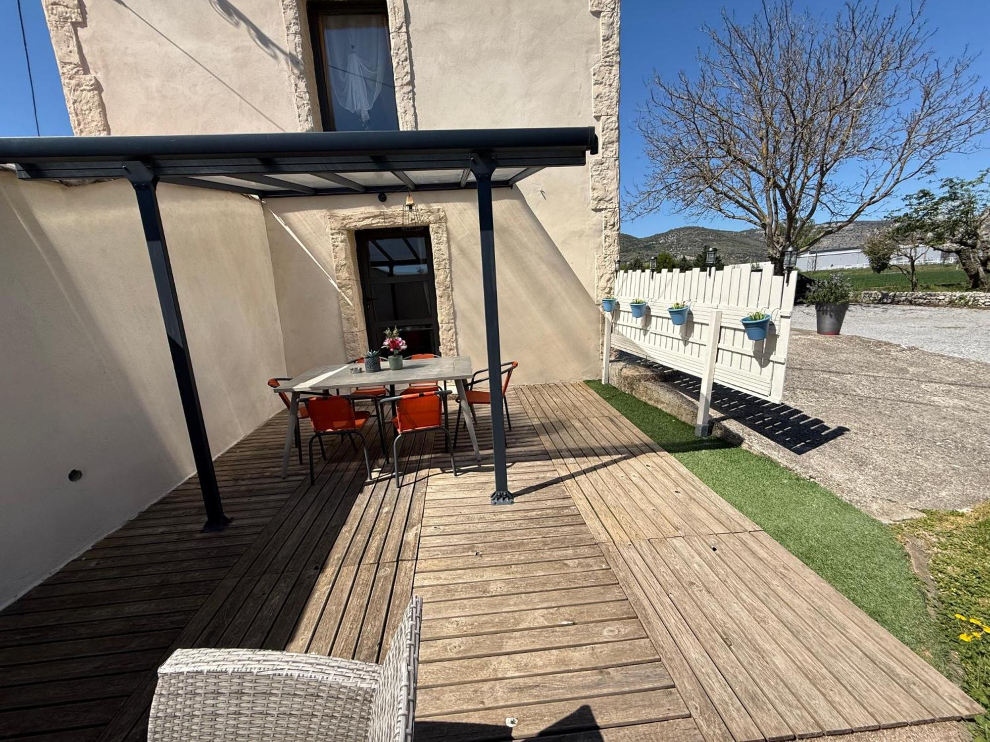 Au Calme, Confortable Avec Terrasse Le Pouzin Dış mekan fotoğraf